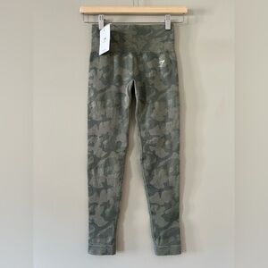 Gym Shark XS body fit adapt seamless green camo Camouflage Leggings gym